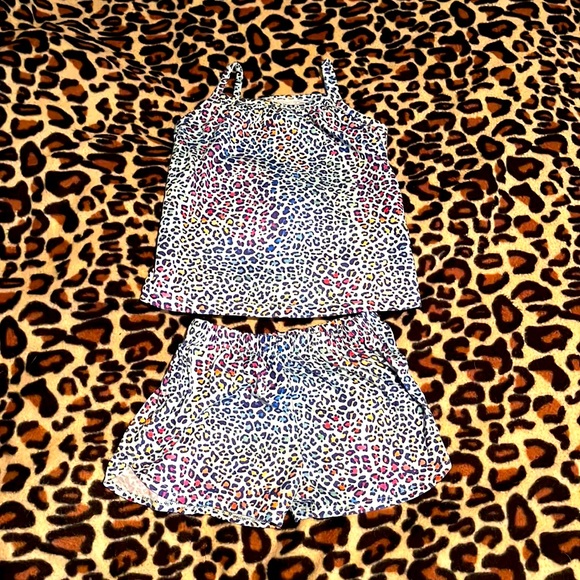 Two piece set